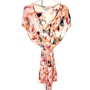 Ava & Viv abstract floral tunic top